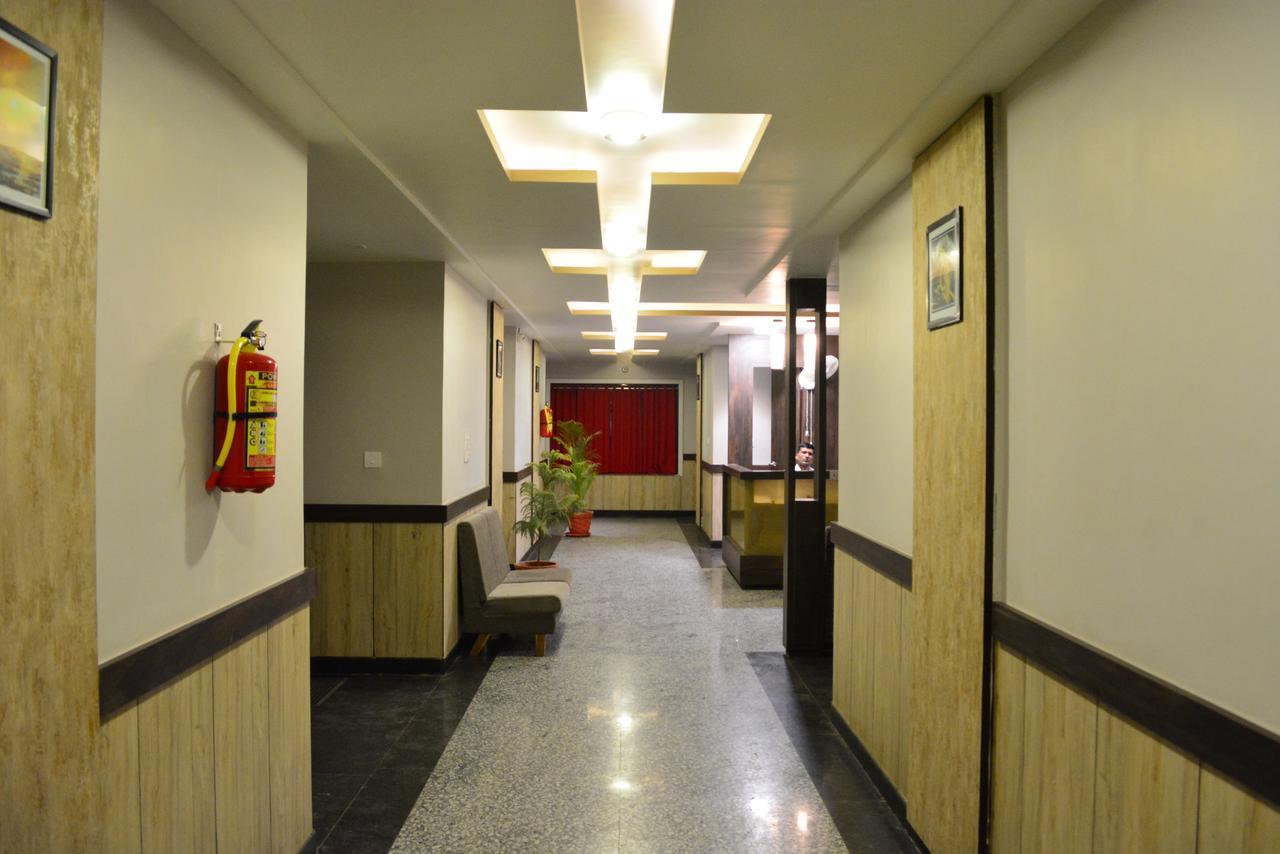 Hotel Desert Inn Barmer Εξωτερικό φωτογραφία