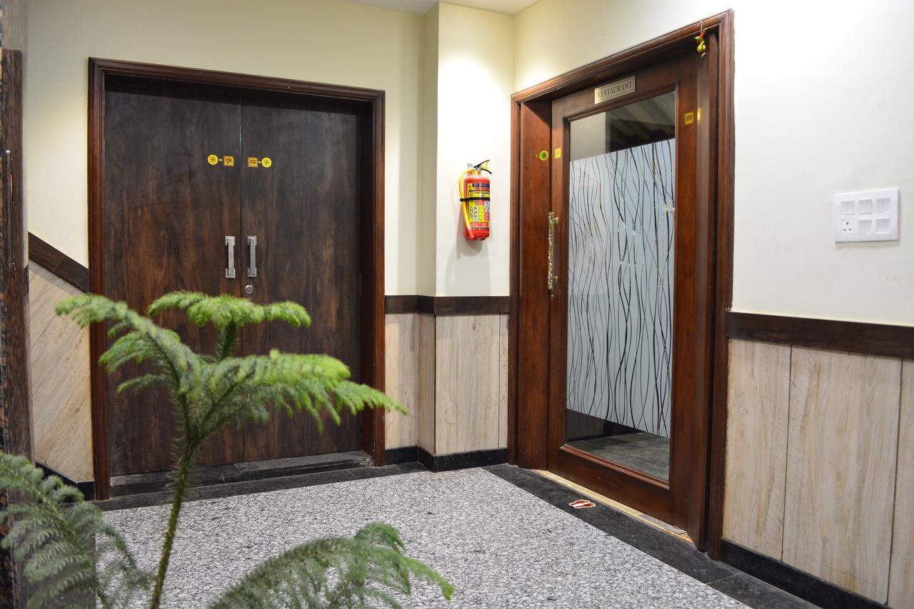 Hotel Desert Inn Barmer Εξωτερικό φωτογραφία